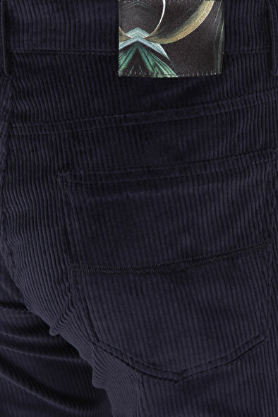 Vakko 4