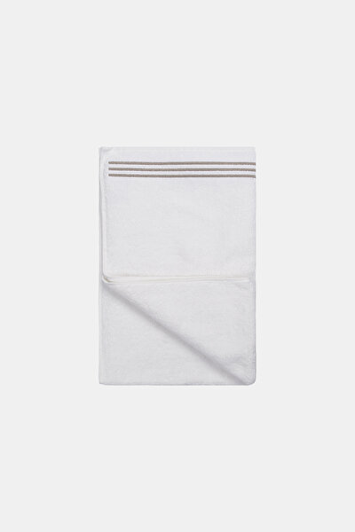 EMBROIDERED TOWEL 4