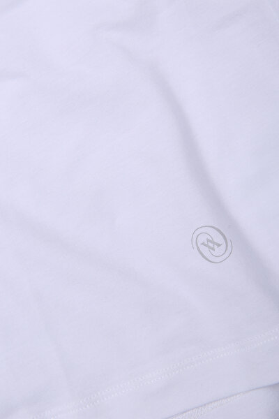 CREW NECK WHITE T-SHIRT 3