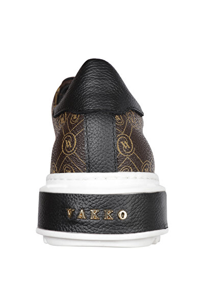 SNEAKER 4