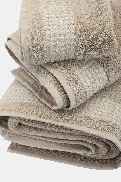 TOWEL 4