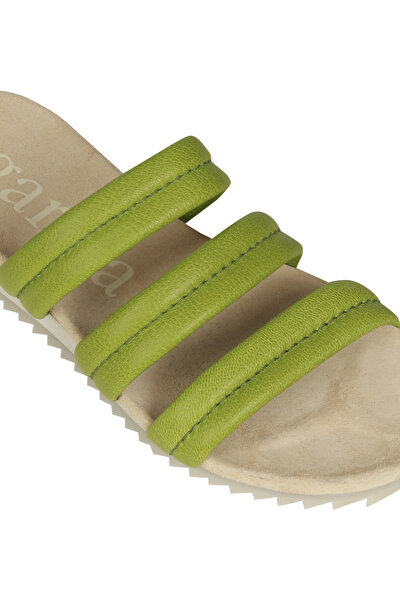 SANDALS 4
