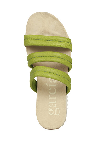 SANDALS 5