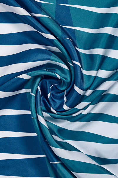GEOMETRİK DESENLİ İPEK EŞARP 3