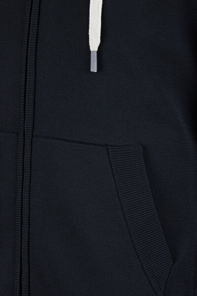 SWEATSHIRT 5