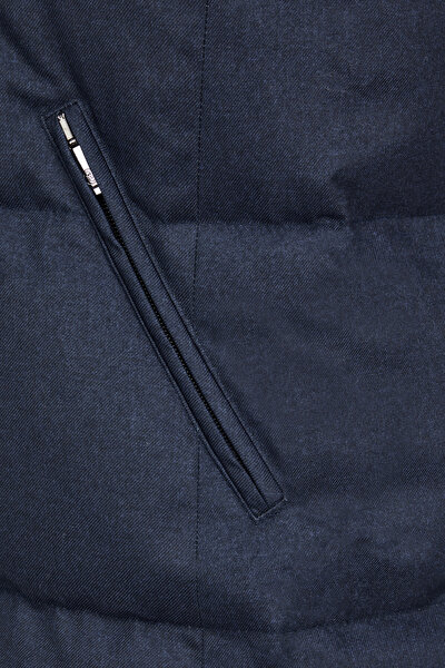 VEST 4