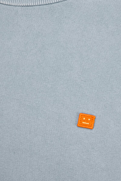 SWEATSHIRT 3