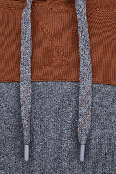 SWEATSHIRT 3