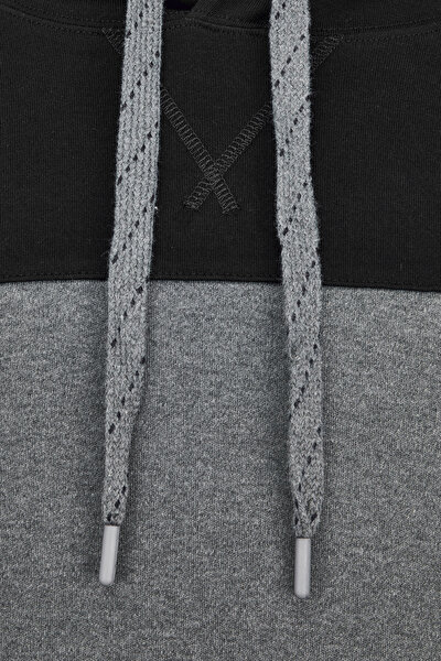 SWEATSHIRT 3