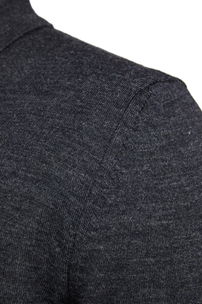 KNITWEAR 4