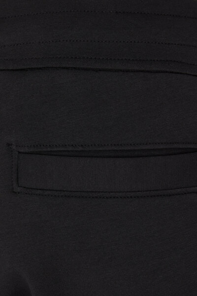 SİYAH SPOR PANTOLON 4