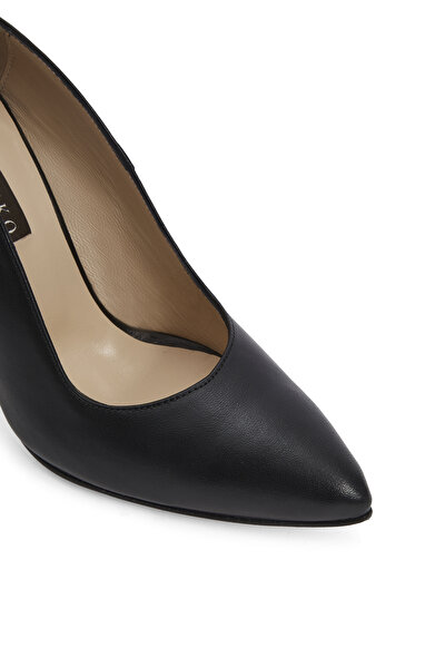 SHOES 4