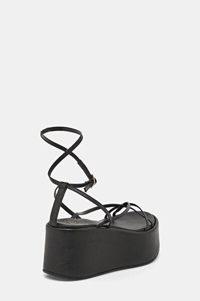 SANDALS 3