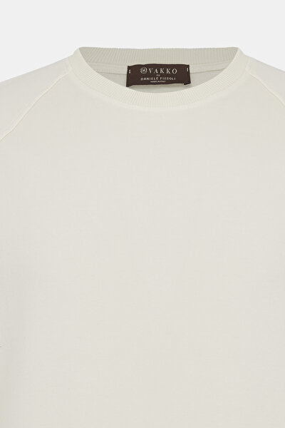 SWEATSHIRT 3