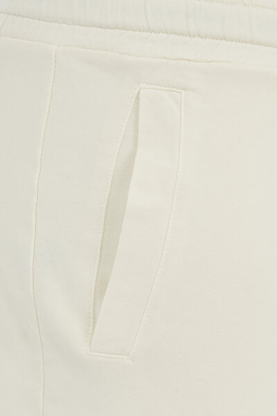 SHORT 3