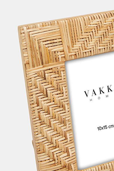 RATTAN FRAME 3