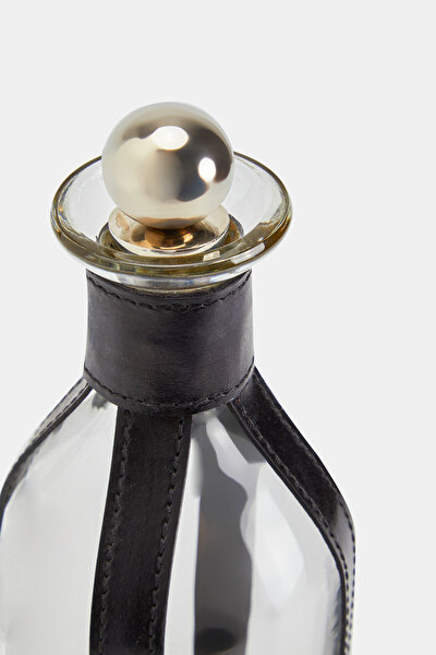 LIQUOR BOTTLE 3