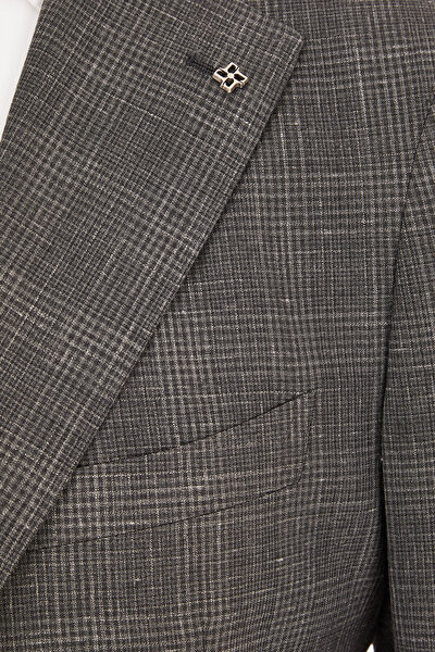 SUIT 3