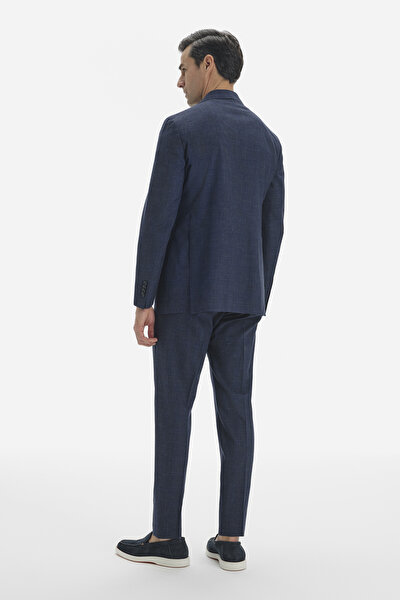 SUIT 3