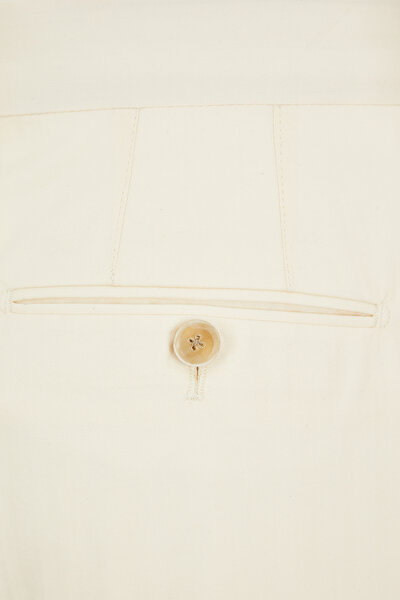 SUIT 4