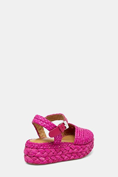 SANDALS 3