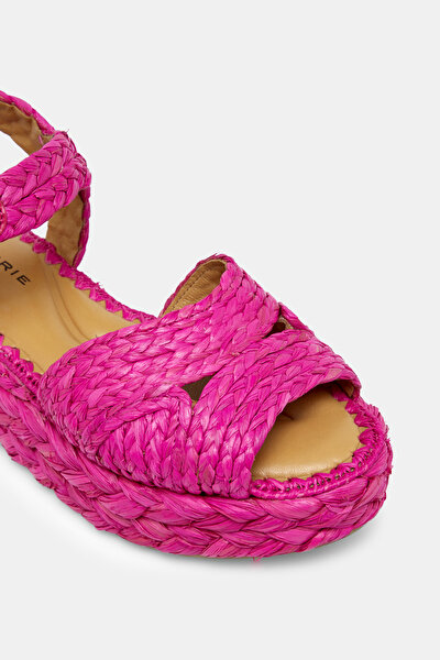 SANDALS 4