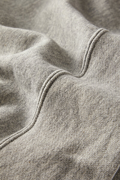 SWEATSHIRT 8