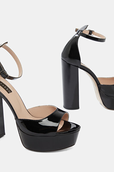 SHOES 5