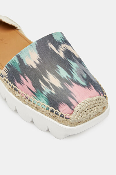 SANDAL 4