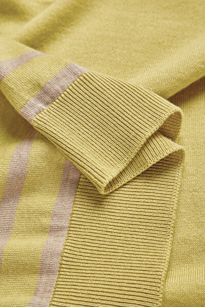 KNITWEAR 8