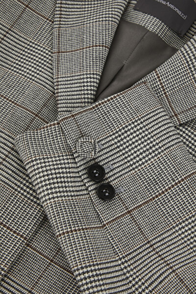 JACKET 8