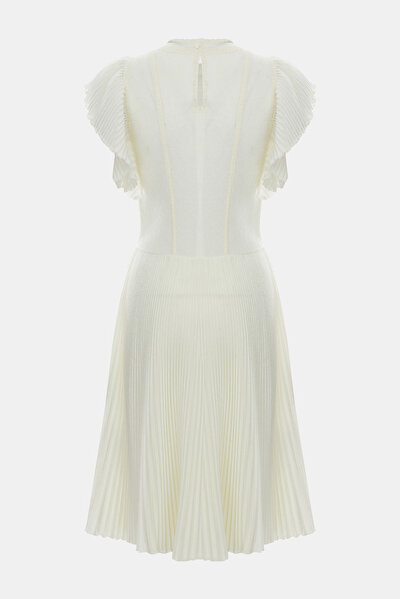 DRESS 4