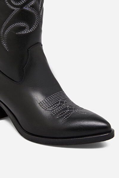 BOOTS 4