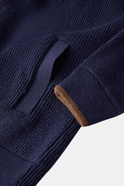 KNITWEAR 4