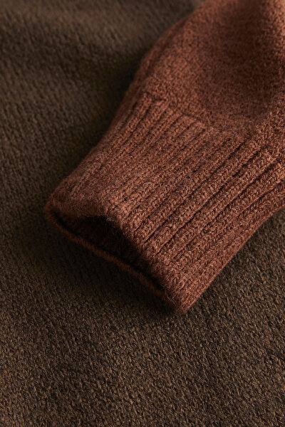 KNITWEAR 5