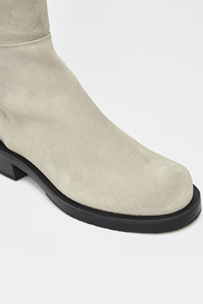 BOOTS 4