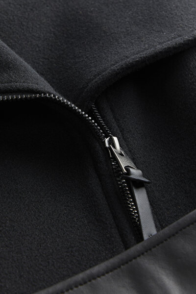 COAT 4