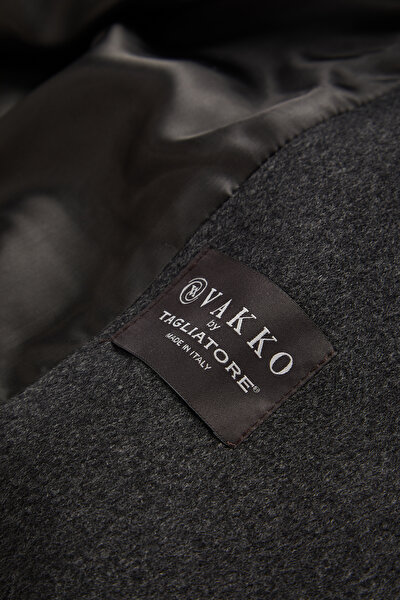 COAT 4
