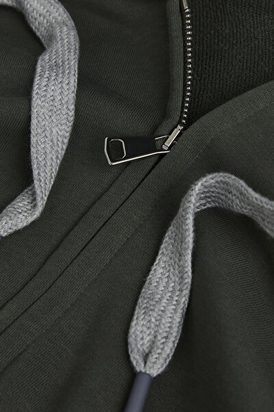 SWEATSHIRT 3