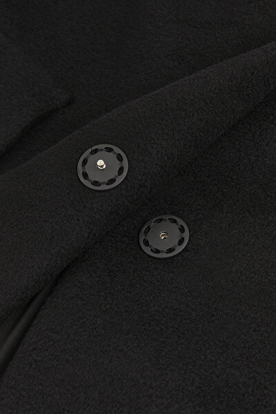 OVERCOAT 4