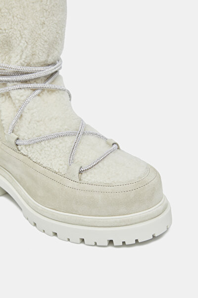 BOOTS 4