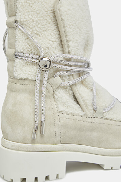 BOOTS 5