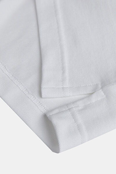 WHITE T-SHIRT 4
