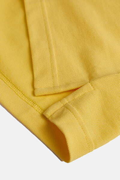 YELLOW T-SHIRT 4