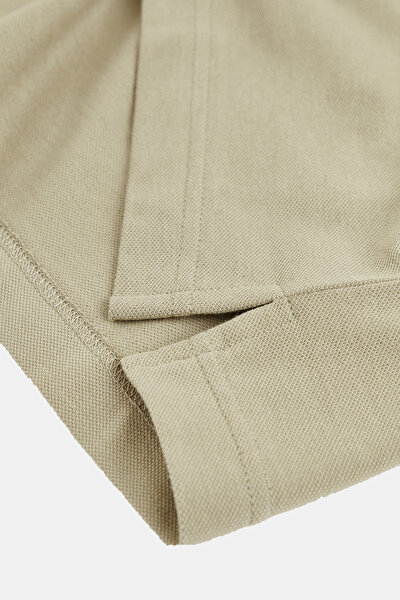 BEIGE T-SHIRT 4
