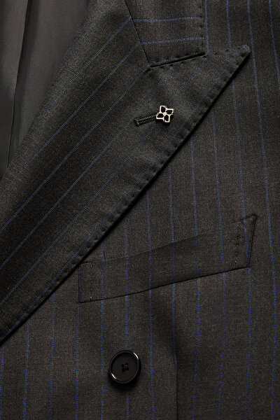 SMOKED SURPLICE NECKLINE (CROSS-OVER NECKLINE) WOOL/CASHMERE SUIT 9