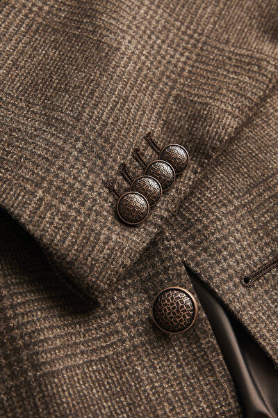 BROWN JACKET 8