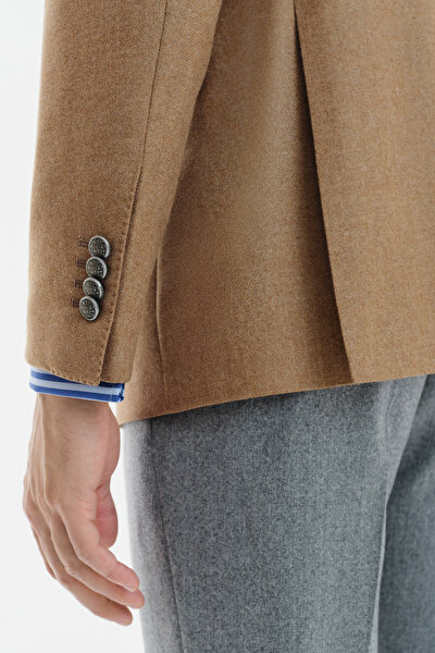 CAMEL JACKET 4
