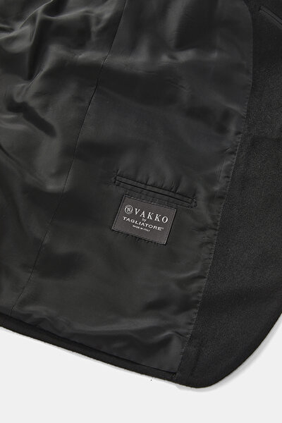 BLACK JACKET 5
