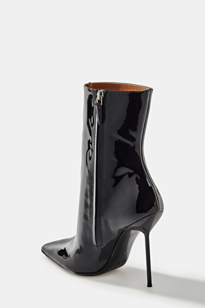BOOTS 5